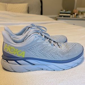 Hoka One One Clifton 7 Women Size 9